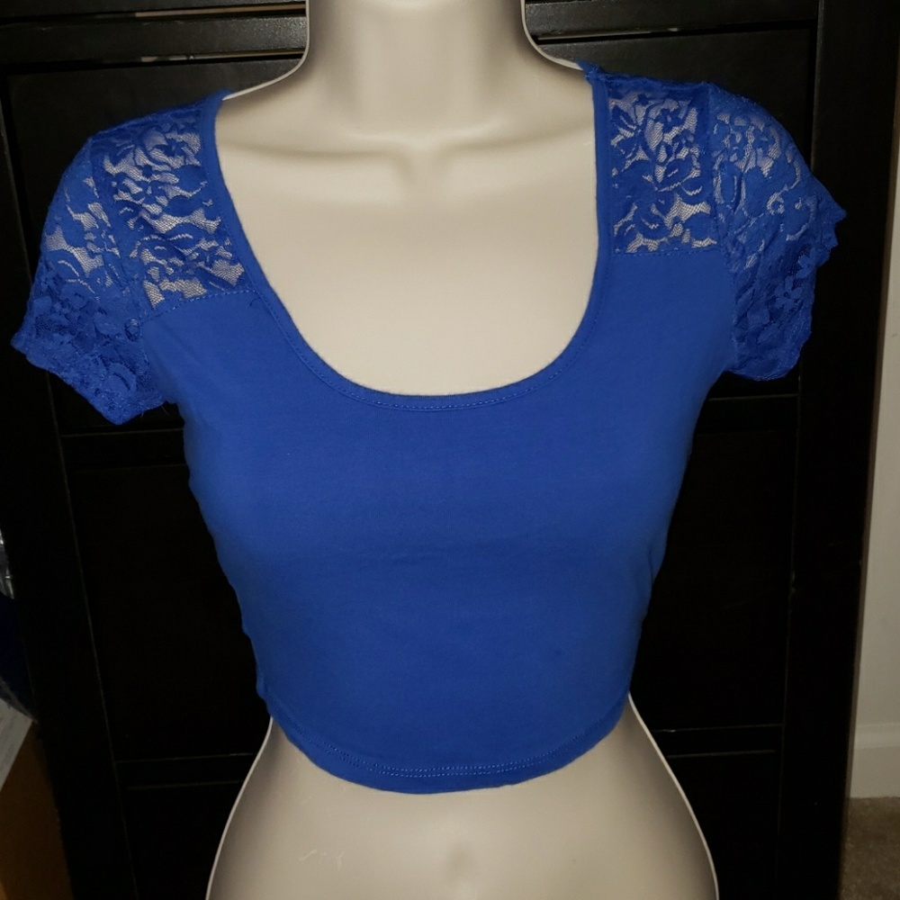 Blue crop top